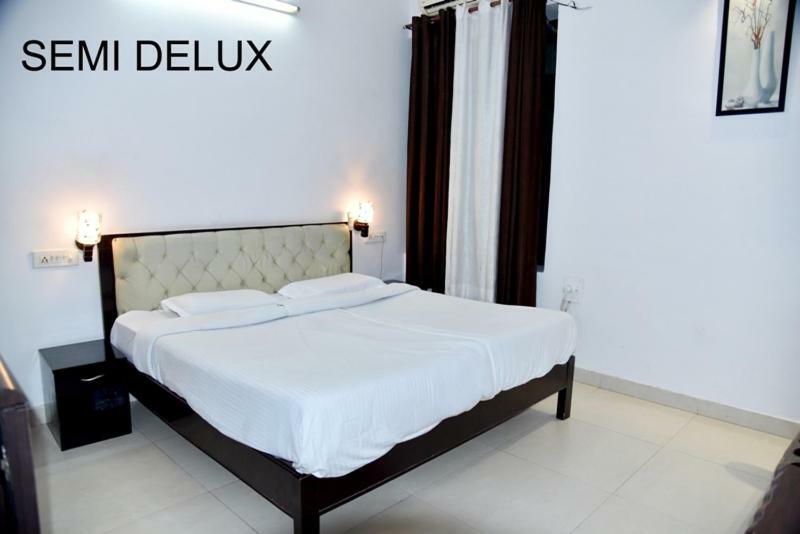 Hotel Royal Classic Bareilly Ngoại thất bức ảnh