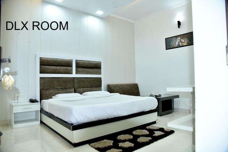Hotel Royal Classic Bareilly Ngoại thất bức ảnh