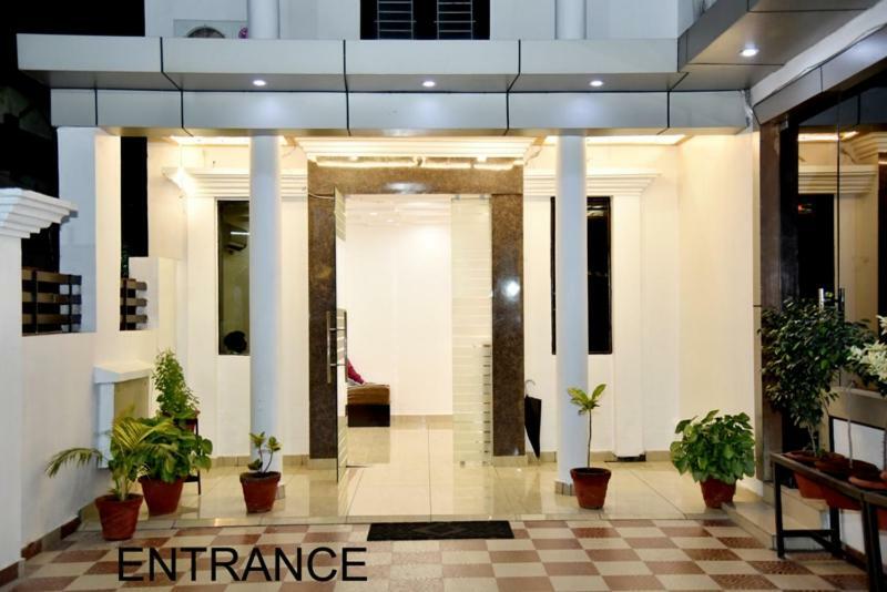 Hotel Royal Classic Bareilly Ngoại thất bức ảnh