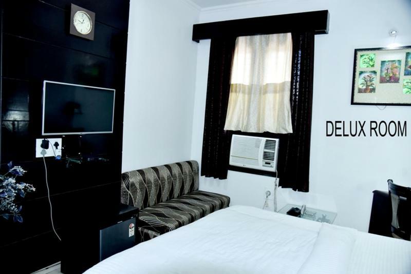 Hotel Royal Classic Bareilly Ngoại thất bức ảnh